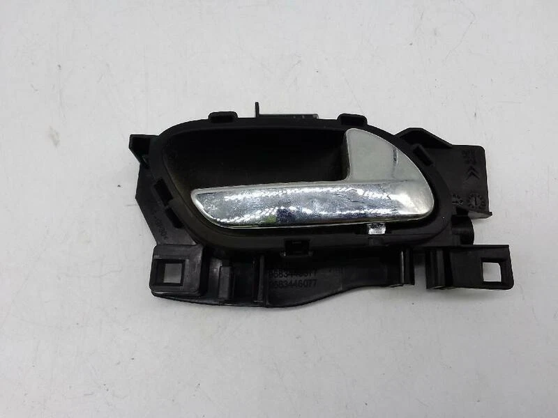 9683446577 Manija puerta interior delantera derecha PEUGEOT 3008 (05.2009-) 1.6 1621539 Foto 4 de 4