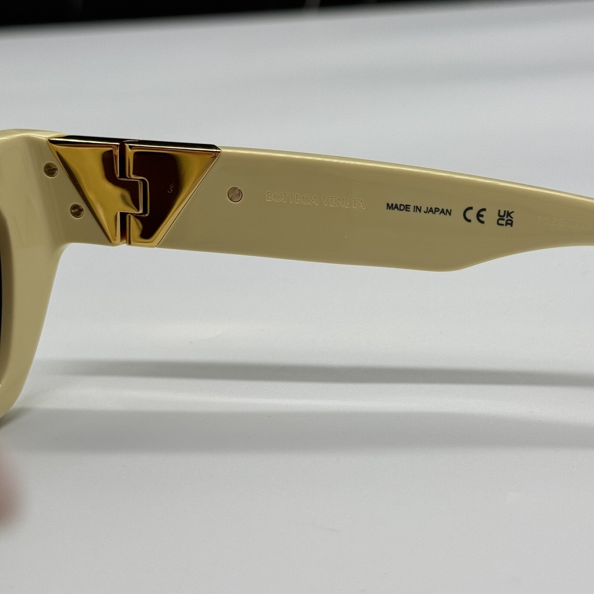 NEW BV1177S 004 BOTTEGA VENETA YELLOW GREY CAT EYE WOMEN  display picture 1