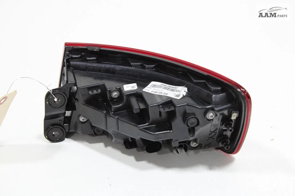 AUDI A3 QUATTRO 2017-2019 LUZ TRASERA IZQUIERDA EXTERIOR LUZ TRASERA LED OEM Foto 3 de 4