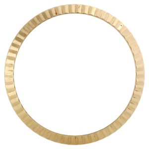 gold fluted bezel