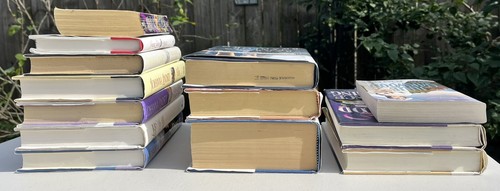 Lot of 13 Romance Books Novels 11 HC/2 PB Johanna Lindsay/Julie Garwood/Bradford - Picture 9 of 11