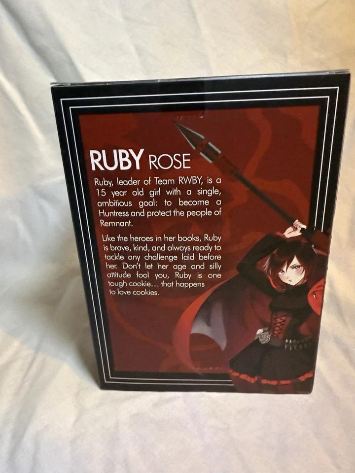 Figura Vinilo Jazwares Sellada RWBY Con Capucha Rosa Rubí Juguetes R Exclusivo de EE. UU. Foto 3 de 4