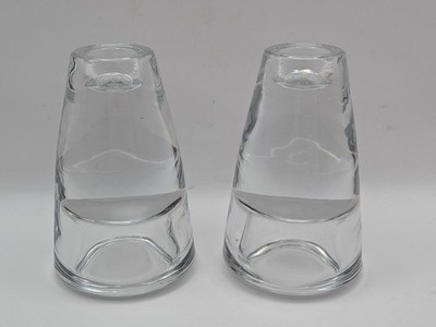 Kiste und Fass Klarglas Wende Kegel/Teelicht Kerzenhalter x 2 sehr guter Zustand
