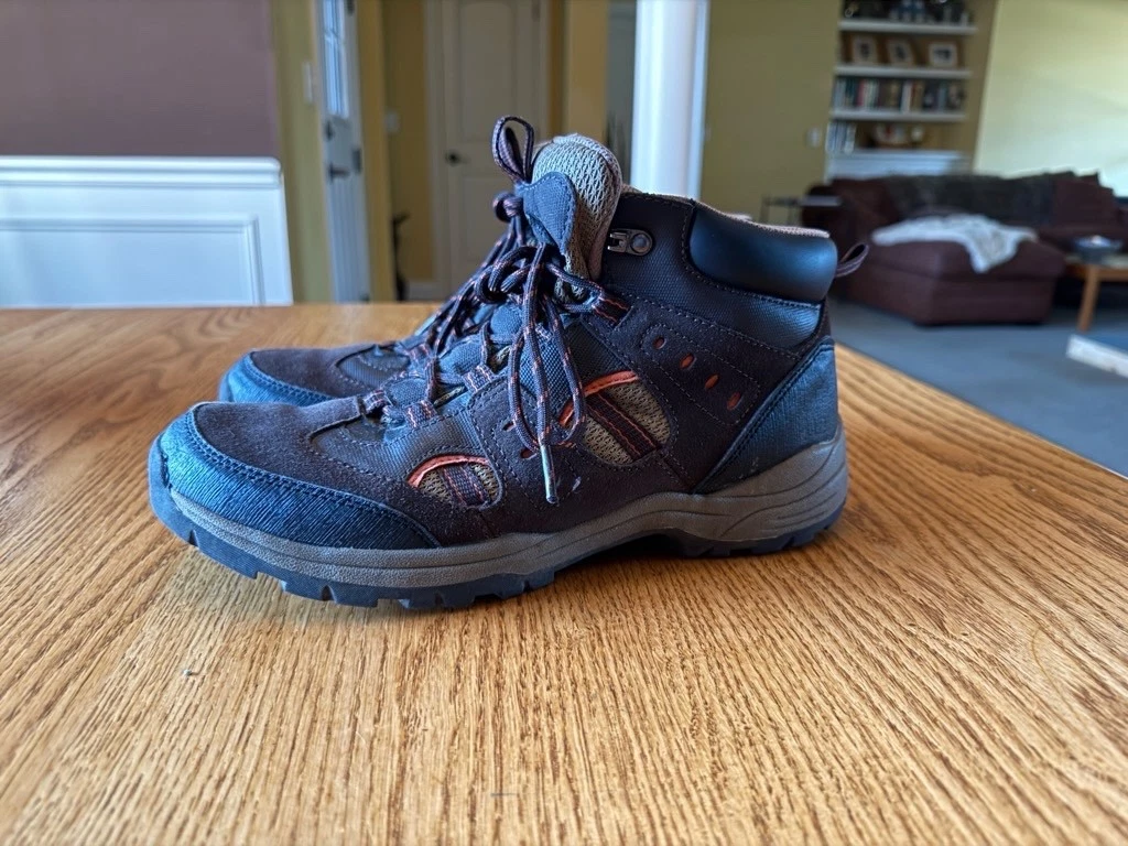 Land's End men's hiking boots Size 8.5
Opens in a new window or tab