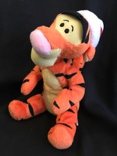 Tigger Winnie The Pooh Plush With Santa Hat 8  