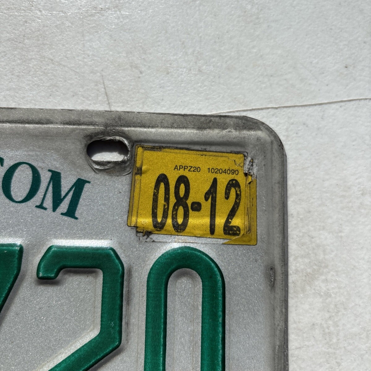Florida 2010 Sunshine State License Plate APPZ20 Fruit Blossom FL