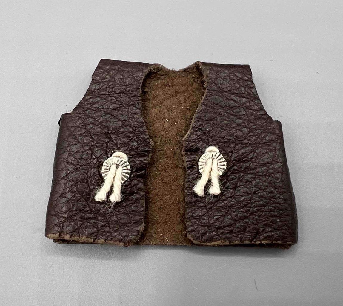 MINIATURE DOLLHOUSE 1:12 SCALE COWBOY LEATHER VEST DK BROWN - M0010