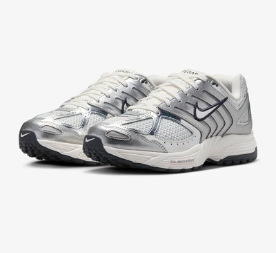 NEW Nike Air Pegasus 2005 Women's Size 6 Photon Dust/Chrome-Gridiron HJ7310 025