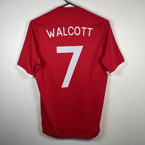England 2010/12 Away Fußball Trikot Walcott 7 Umbro Nike Rot Herren Größe M 40 - Bild 11 von 18