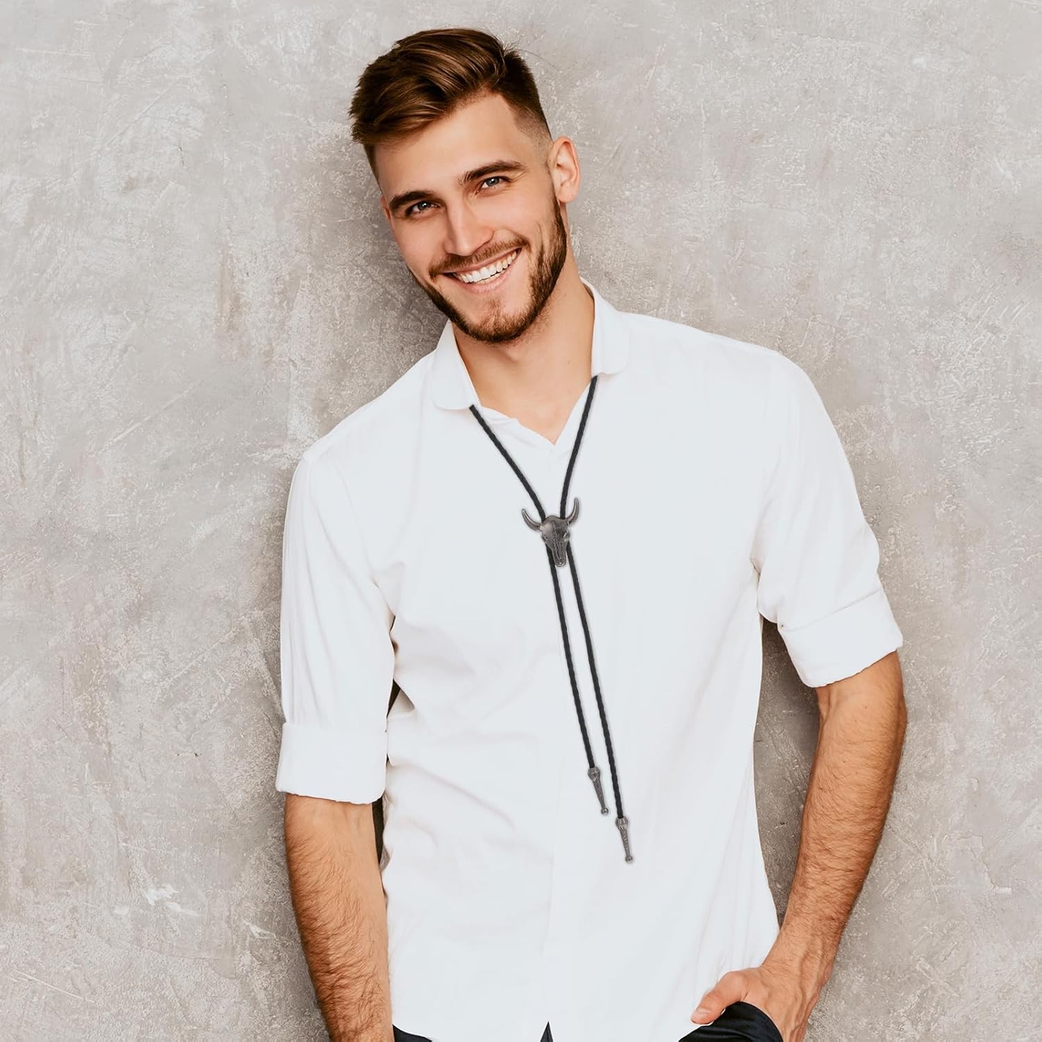 Vintage Western Cowboy Cowgirl Bolo Tie Necktie Texas Longhorn Buffalo Steer Cow