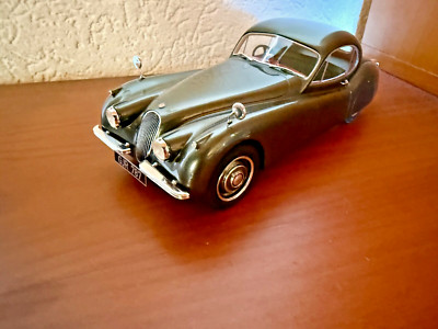 Cult Scale Models  JAGUAR XK 120 FHC. GREEN- Met.   1 : 18 OVP
