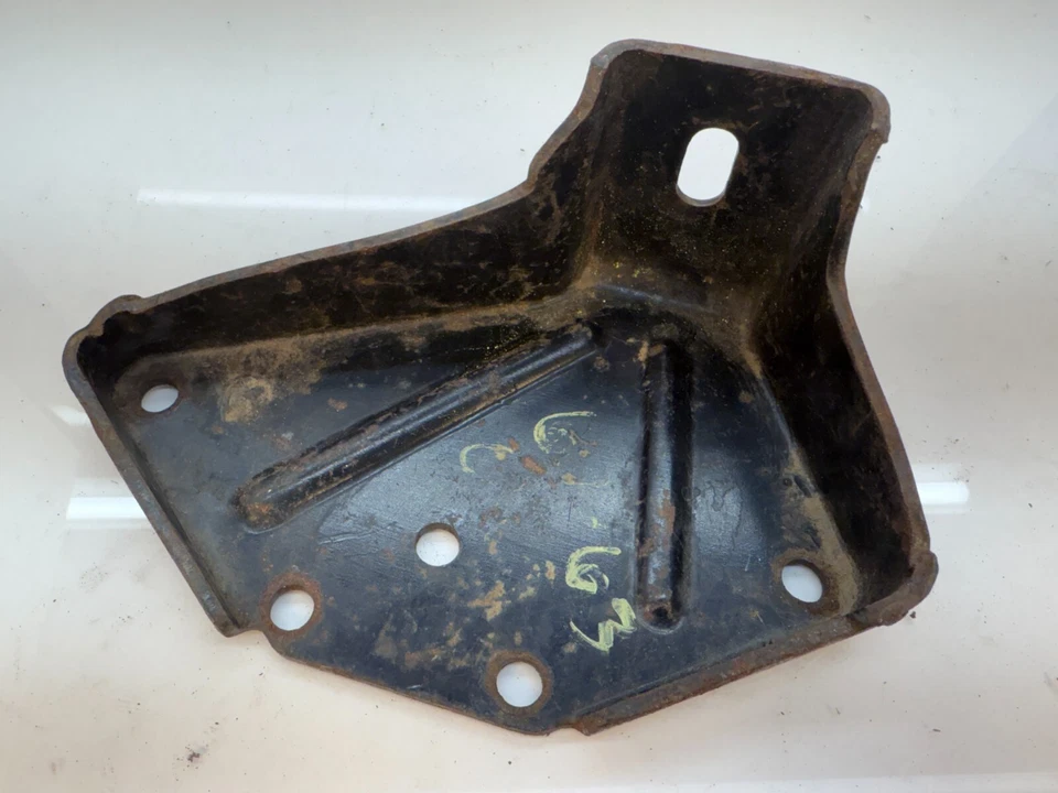 Suporte de montagem de motor OEM GM 1961 1962 1963 CHEVY Corvair 61 62 63 B13-9 - Imagem 4 de 4