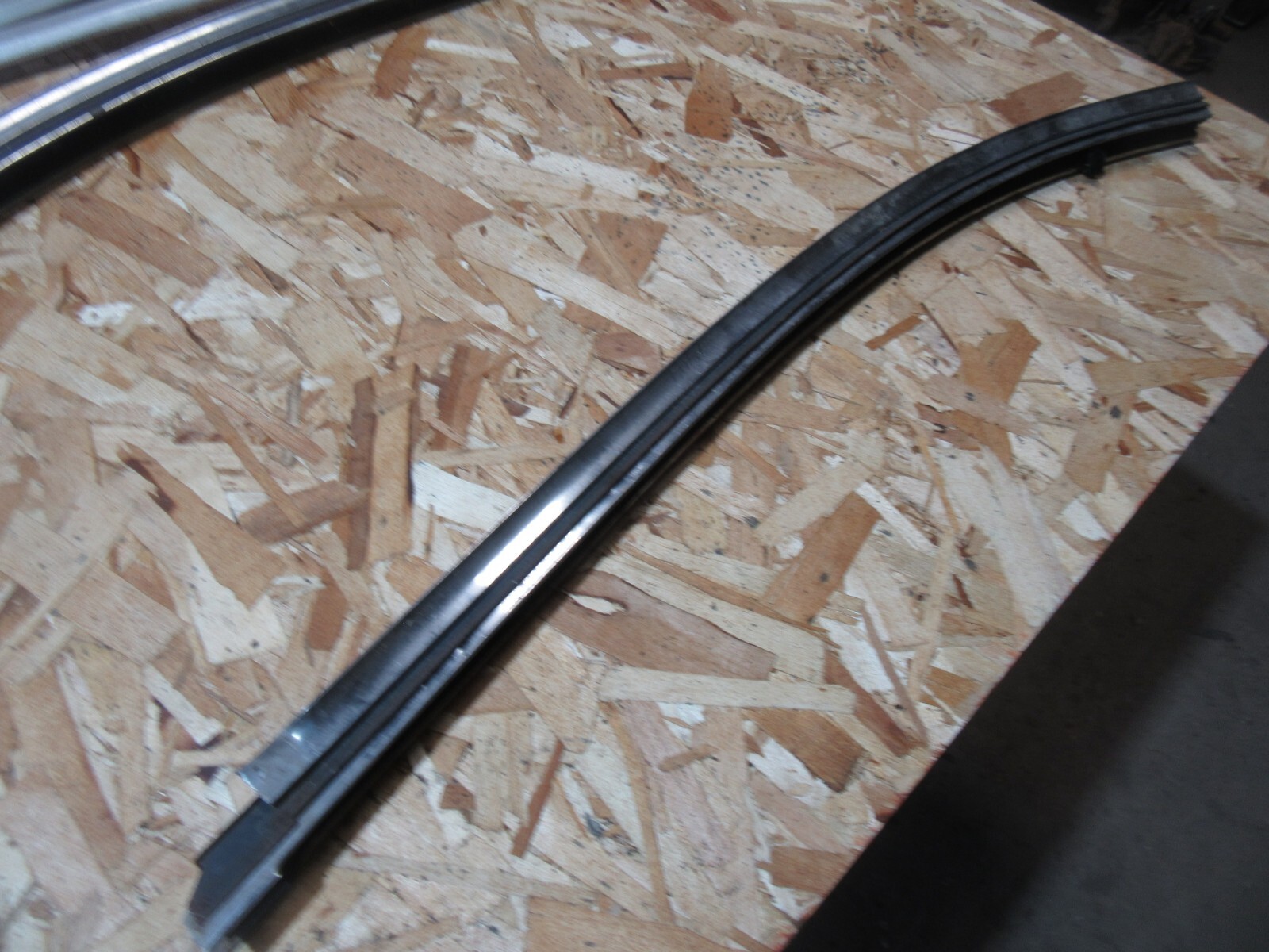 1961 Chevrolet Impala bubbletop quarter window roof weather seal trim molding P