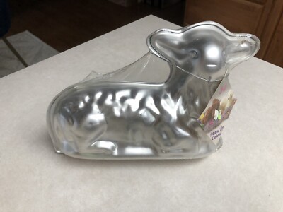 VINTAGE Nordic Ware  STAND UP LAMB 2 PIECE ALUMINUM CAKE PAN New