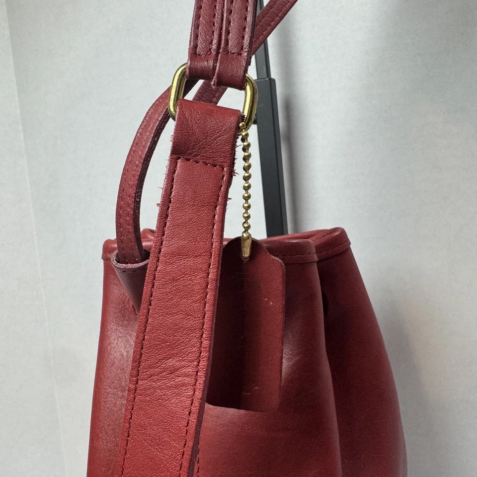 COACH Vintage Bixby Sling Shoulder Bag #B6D-9984 Red Leather Drawstring Barrel - Image 4 of 4