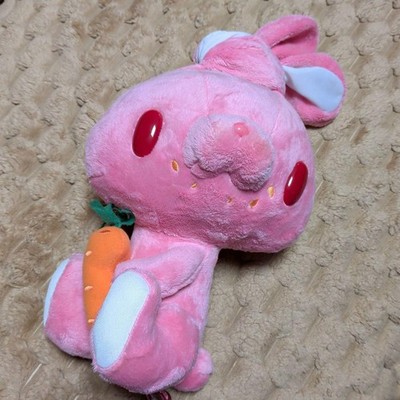 Chax GP Gloomy All purpose bunny rabbit XL eating carrot CGP-377