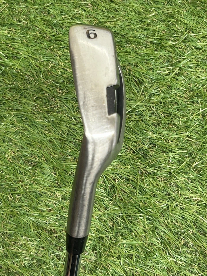 *Slazenger V300 -9 Iron -Regular Flex Steel Shaft/ Left Handed* - Image 2 of 4