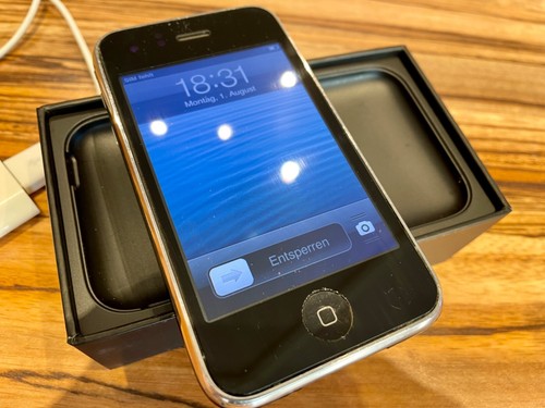 Apple iPhone 3GS - 32GB - Schwarz (Ohne Simlock) A1303 (GSM) - Bild 1 von 8