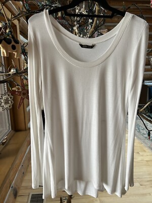 Evereve Peyton Jensen White Long Sleeve Top, Peplum Accent In Back, Size XS