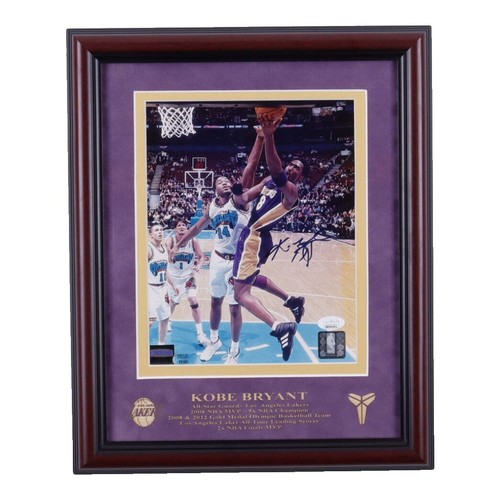 2025-26 Under Wraps Emanate NBA Autographed Collectible Photo 