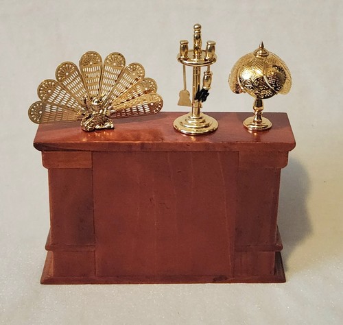 Dollhouse Furniture Couch Chairs Figure and Fireplace - Picture 3 of 11
