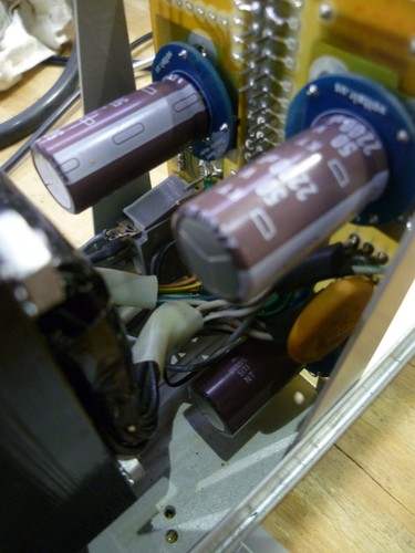 Capacitor Adapter 3/4" Square Tek Tektronix TM501 Power Supply Recap (x3) - Picture 2 of 4