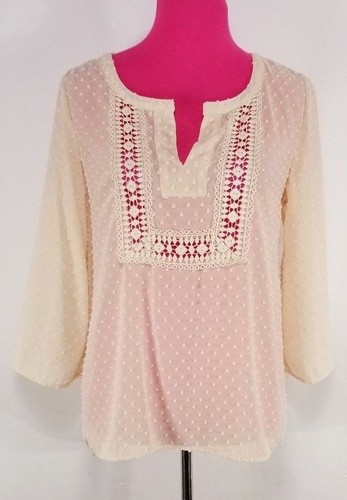 Umgee Women's Blouse Size S Tan Textured Crochet Bib Y-Neckline 3/4 Sleeves