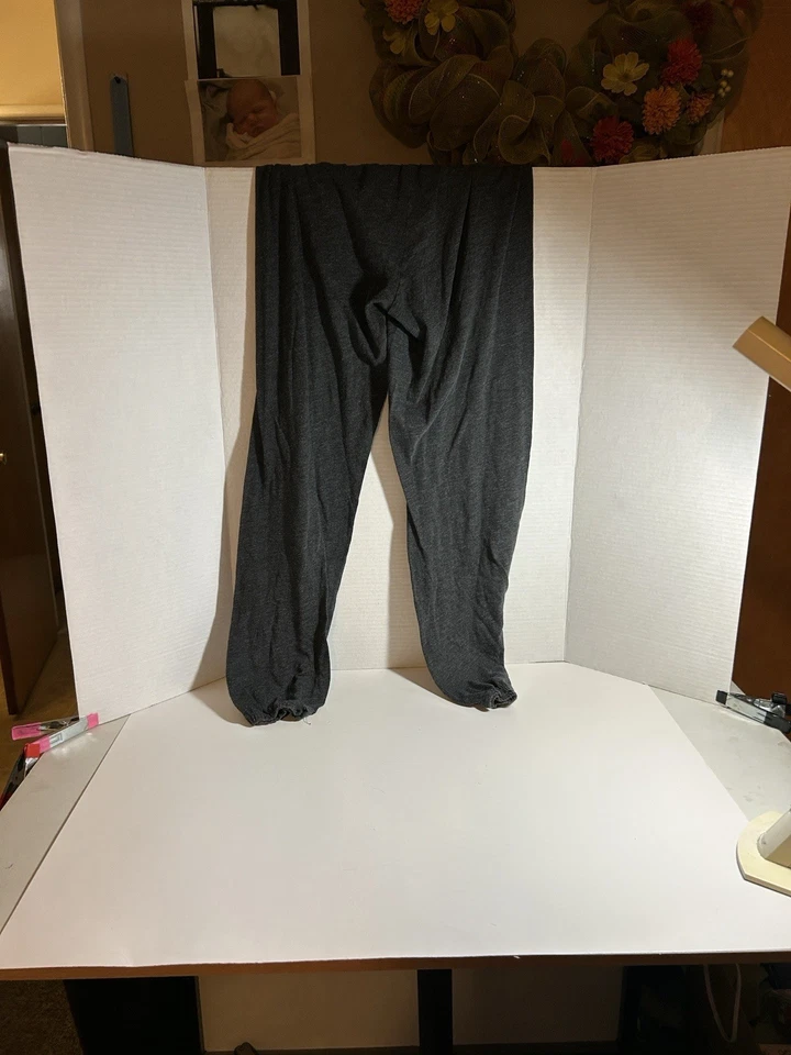 Pantalones para dormir Victoria's Secret VS para mujer talla XS grises Foto 2 de 4