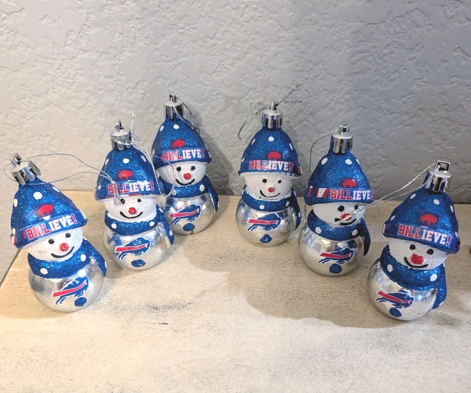 Adornos de muñeco de nieve hechos a mano Buffalo Bills (juego de 6) Foto 2 de 4