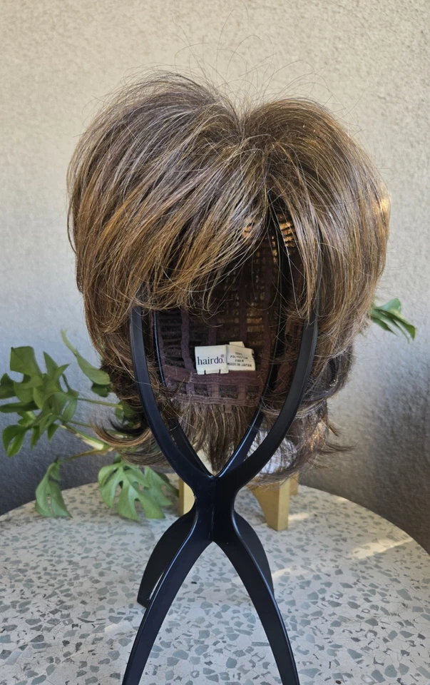 Peluca Hairdo Corte Pluma R829S Esmaltada Avellana Corta Peluca en Capas Bob Foto 2 de 4