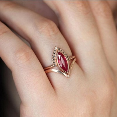 Bague De Fiançailles/Mariage En Or Rose 18K Avec Rubis Sanguin Et Diamand