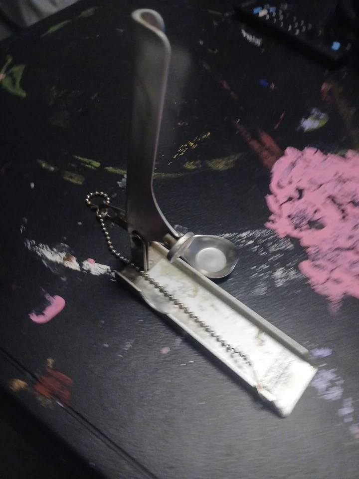 Trituradora de pastillas 1800 Foto 3 de 4