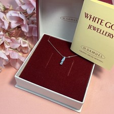 9ct white Gold Blue Topaz Pendant necklace Hallmarked Boxed 16” 🌸