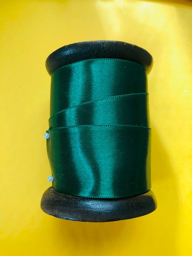 Martha Stewart wunderschönes weihnachtliches grünes SATINBAND 10 Yards auf HOLZSPULE 2" - Bild 3 von 5