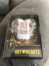 New “TRUE FRIENDS” Art HEARTS  Decor Gift  Collectible Floral w KEY Love Besties