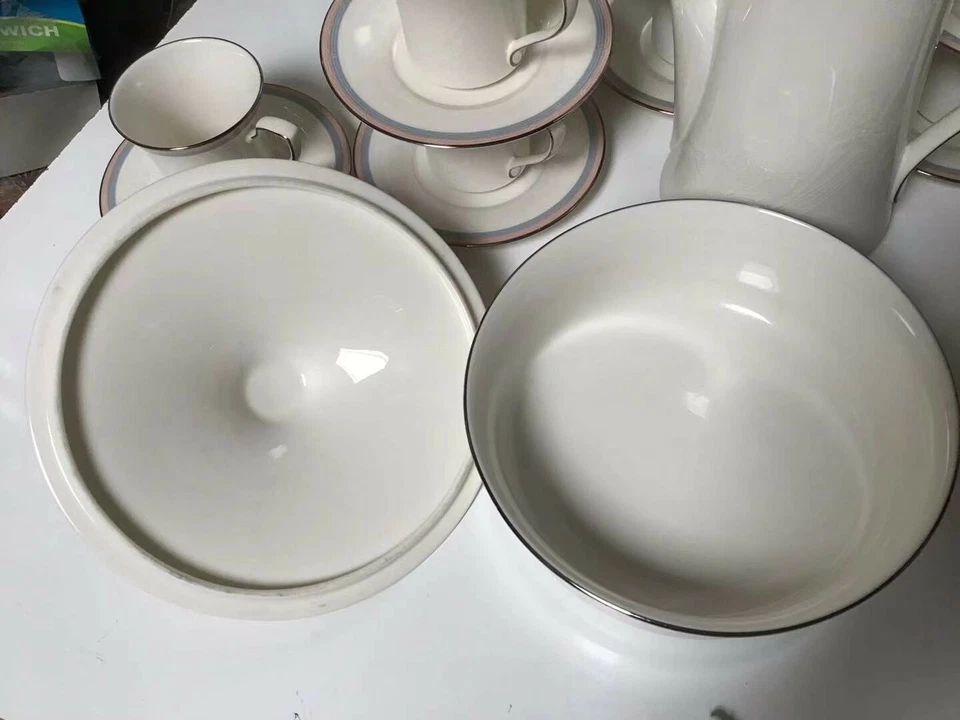 Juego de platos cubiertos platillo tazón de sopa tazas Noritake para cena o desayuno Foto 4 de 4