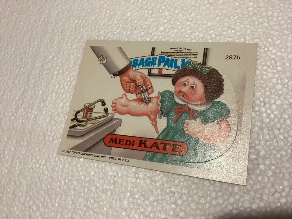 1987 GARBAGE PAIL KIDS - ( Medi Kate ) #287b ‘ Error Yellow Circles On Name ‘ - Image 3 of 4