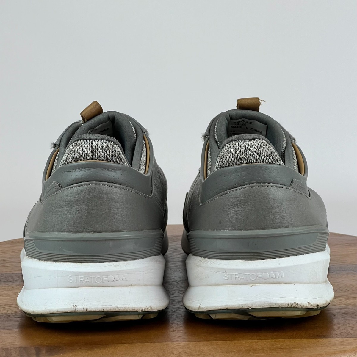 Mens FootJoy Stratos Gray Leather Spikeless Golf Sneakers  display picture 1