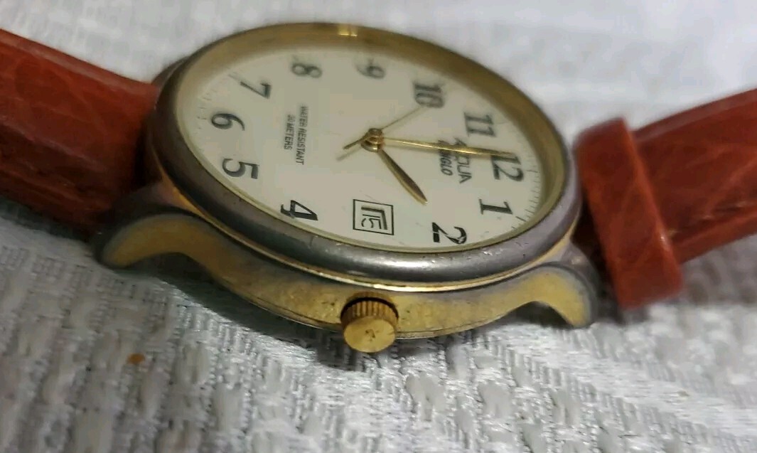 Acqua Indiglo Watch By Timex Brown Leather Strap With Round  display picture 3