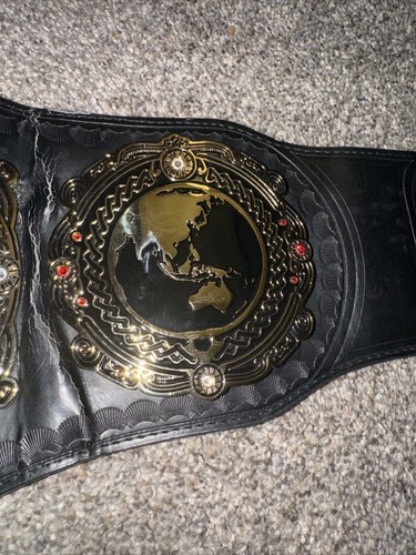 Ring of Honor World Championship Replica Belt W/ Figures Toy Company 2020 RARE - Picture 10 of 24