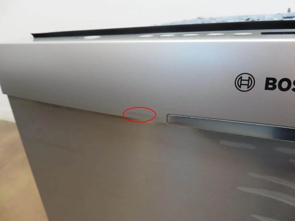 Bosch 300 Series SHSM63W55N 24" 3er Rack 44 dBA Lavavajillas Completamente Integrado Fotos Foto 3 de 4