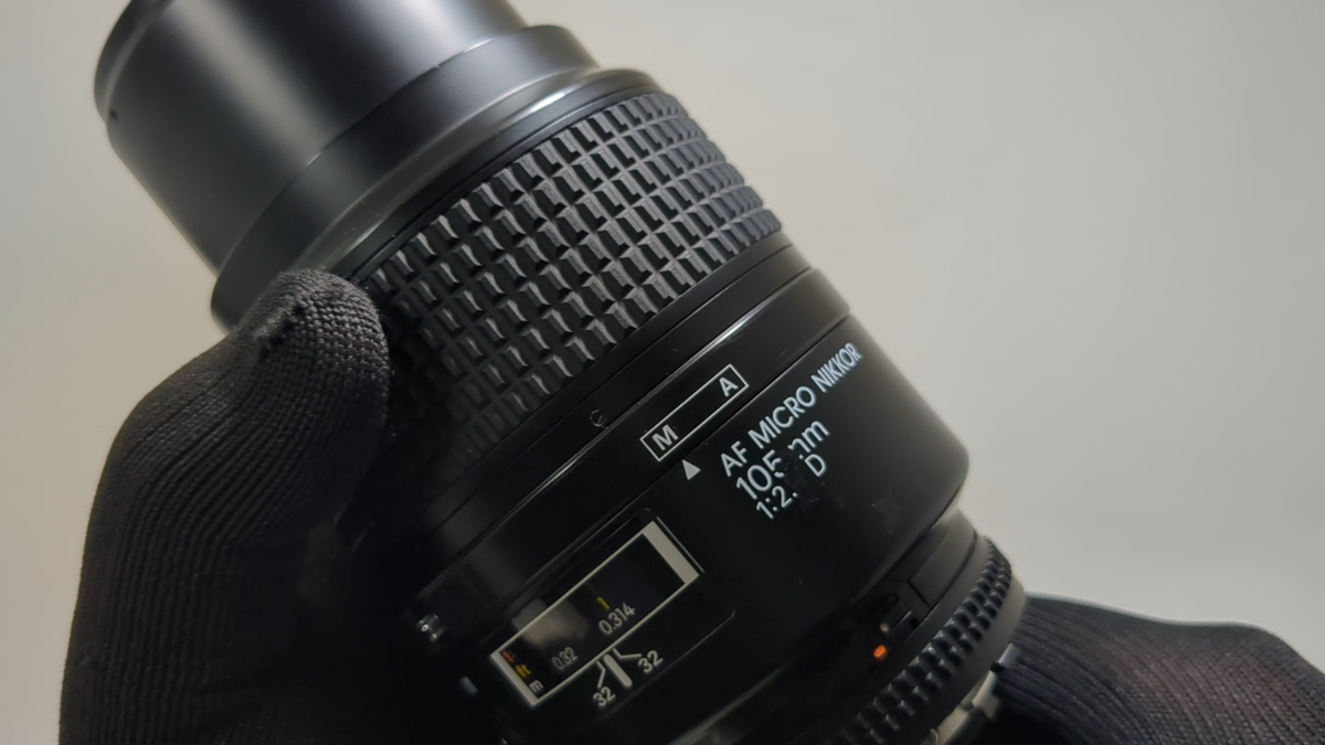 Nikon AF Micro Nikko 105mm f2.8D [Near MINT] Macro Lens From Japan