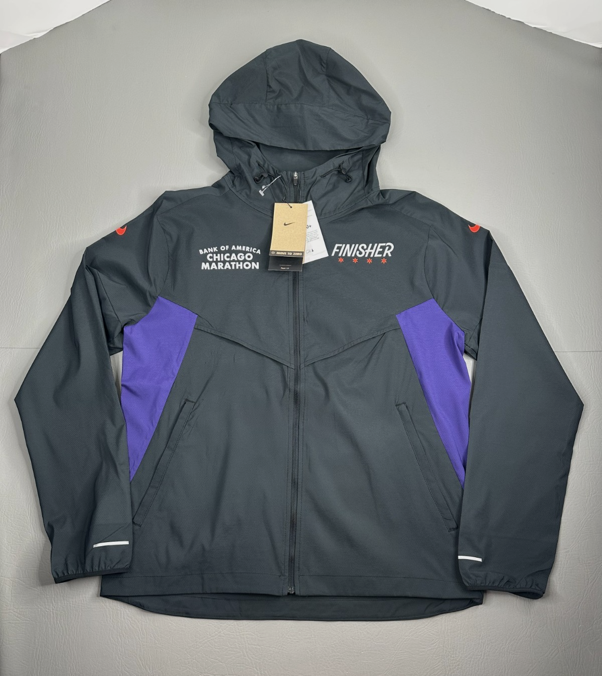 SACAI X NIKE Giacca Nike Chicago Marathon 2024 Impossibilmente Leggera Windrunner Finisher Small