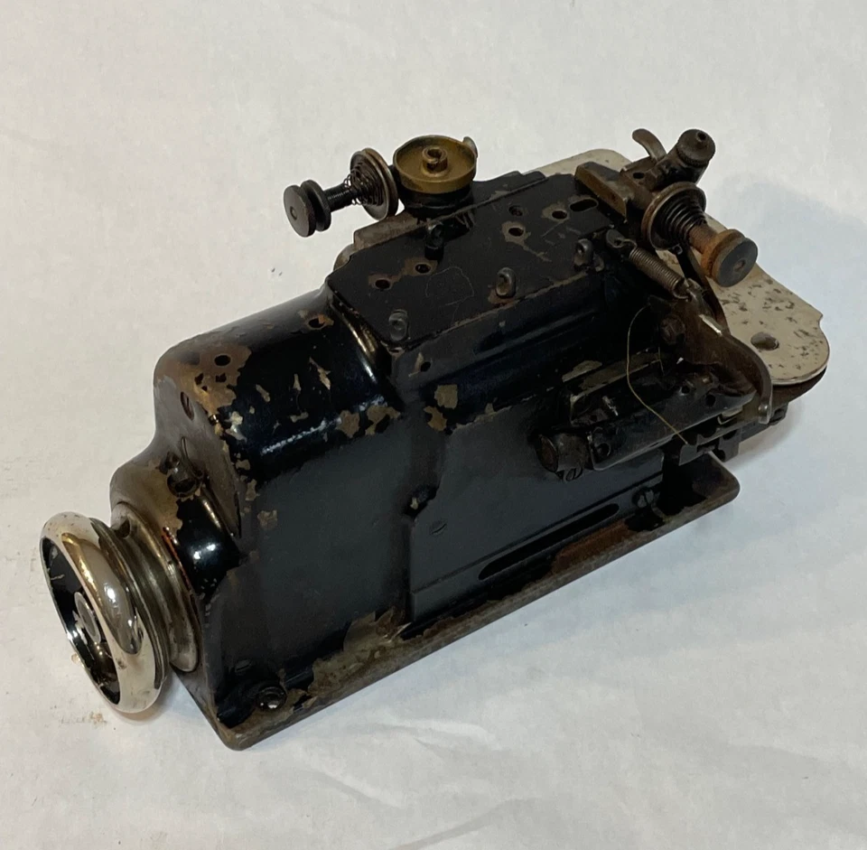 Máquina de coser Merrow A-3DW-1 vintage Foto 3 de 4