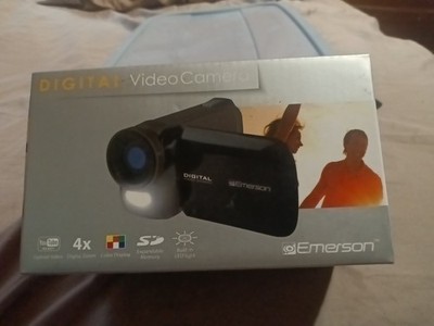 Emerson Digital Video Camera Never Used Comes With Two CDs