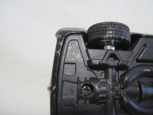 DC Comics Jada 1:32 Scale 1966 Classic Batman Batmobile Diecast 98680 Pull back - Picture 8 of 16