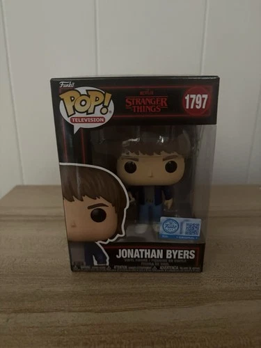Funko Pop Jonathan Byers #1797 Stranger Things New In Box