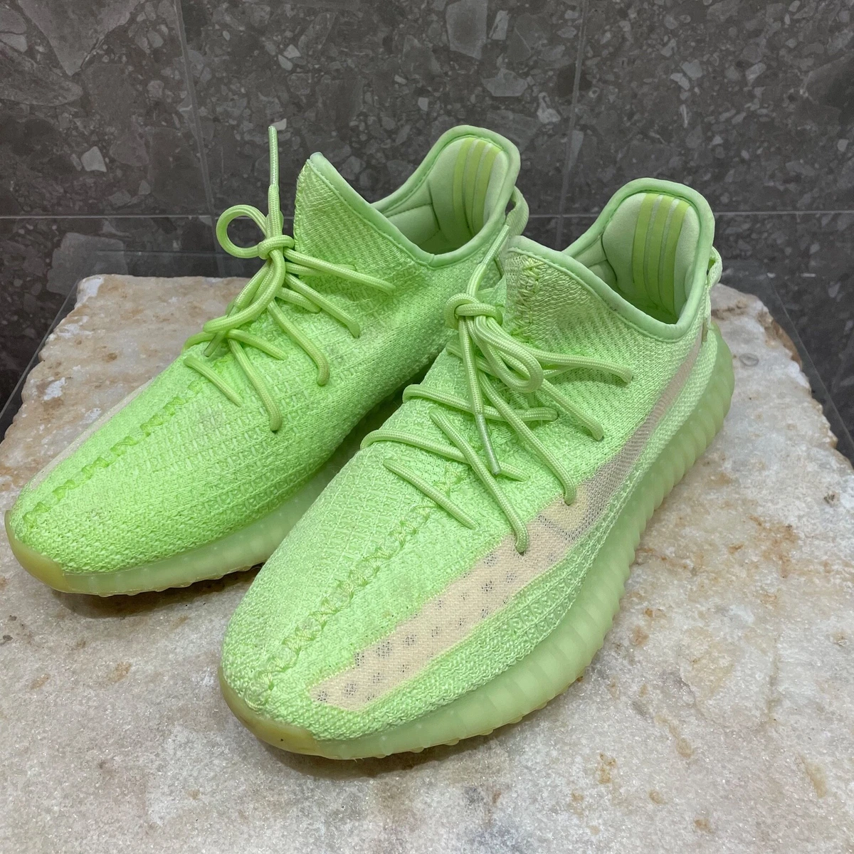 Yeezy boost fluo sales