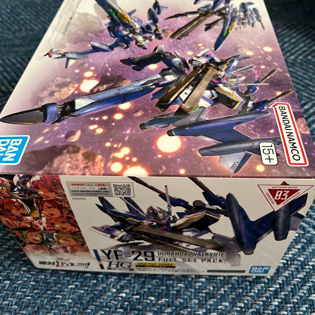 Bandai HG 1/100 Macross Delta YF-29 Durandal Valkyrie (Maximilian