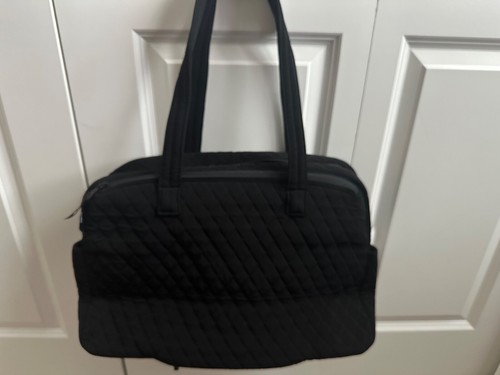 Nuevo Bolso de Viajero VERA BRADLEY Mediano de Microfibra en Negro Clásico R$165 - Imagen 4 de 8
